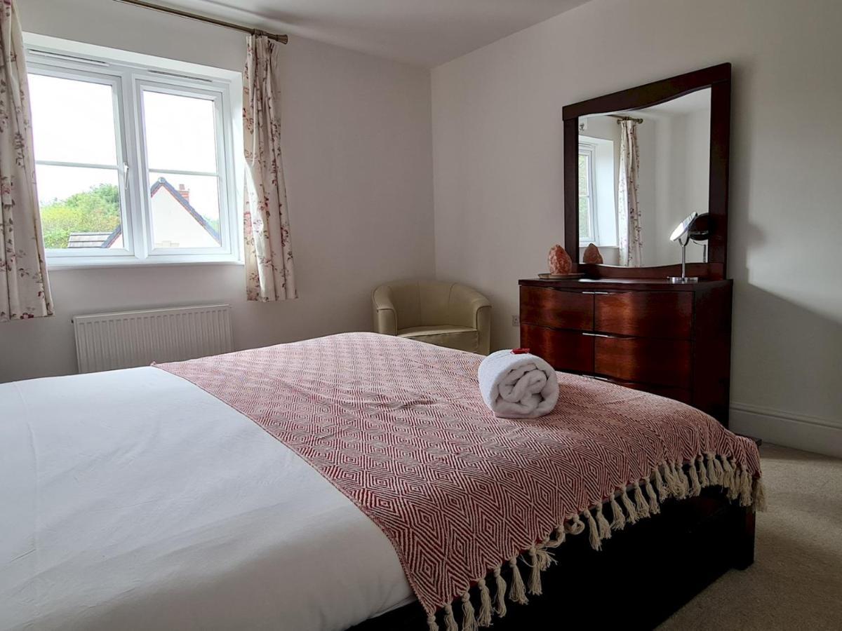 Pass The Keys Well Located Modern 5 Bedroom House Birmingham Luaran gambar