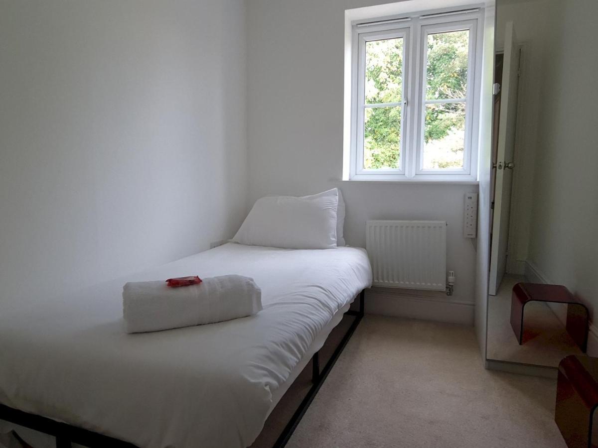 Pass The Keys Well Located Modern 5 Bedroom House Birmingham Luaran gambar
